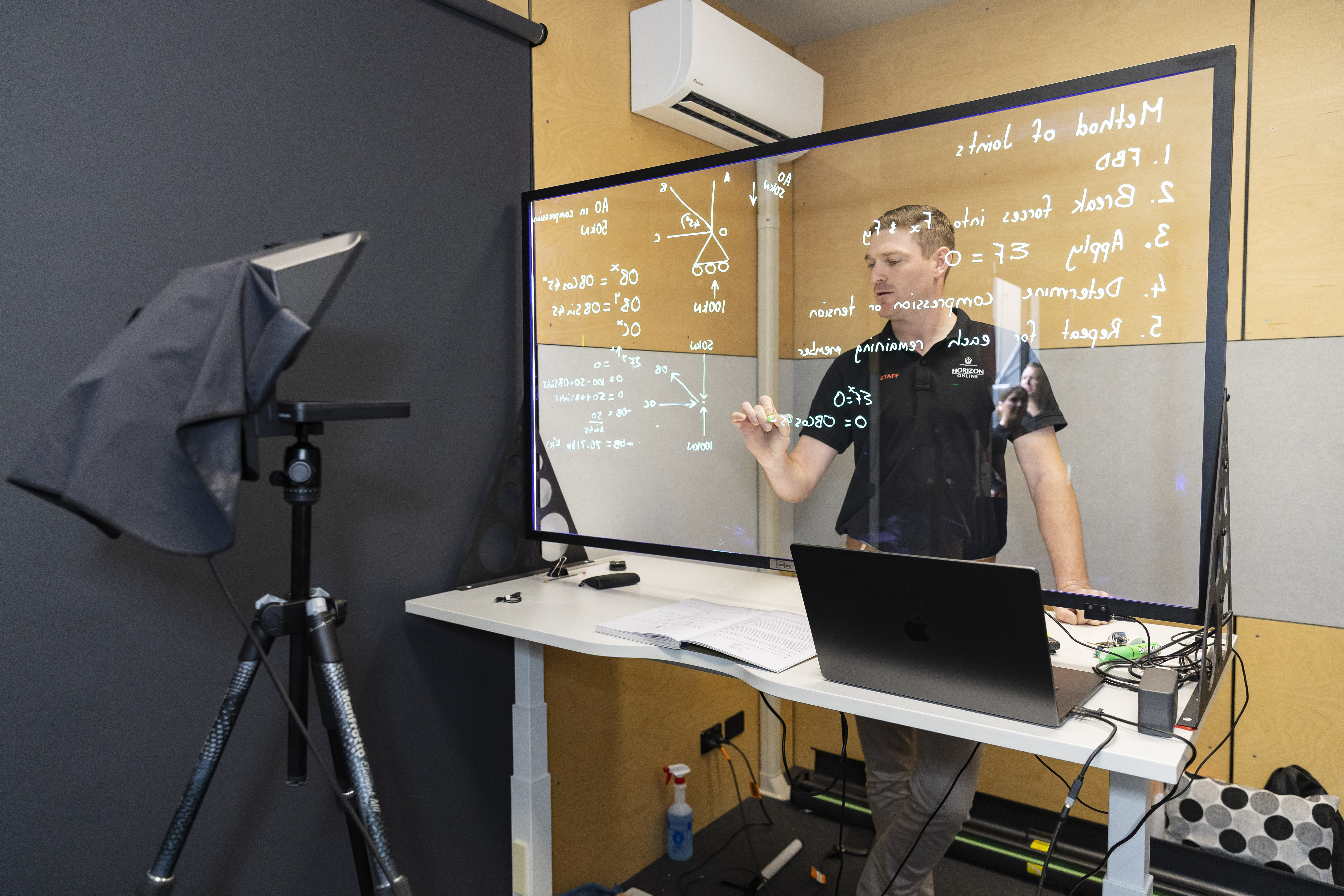 Live online classroom session at BDC Horizon Online