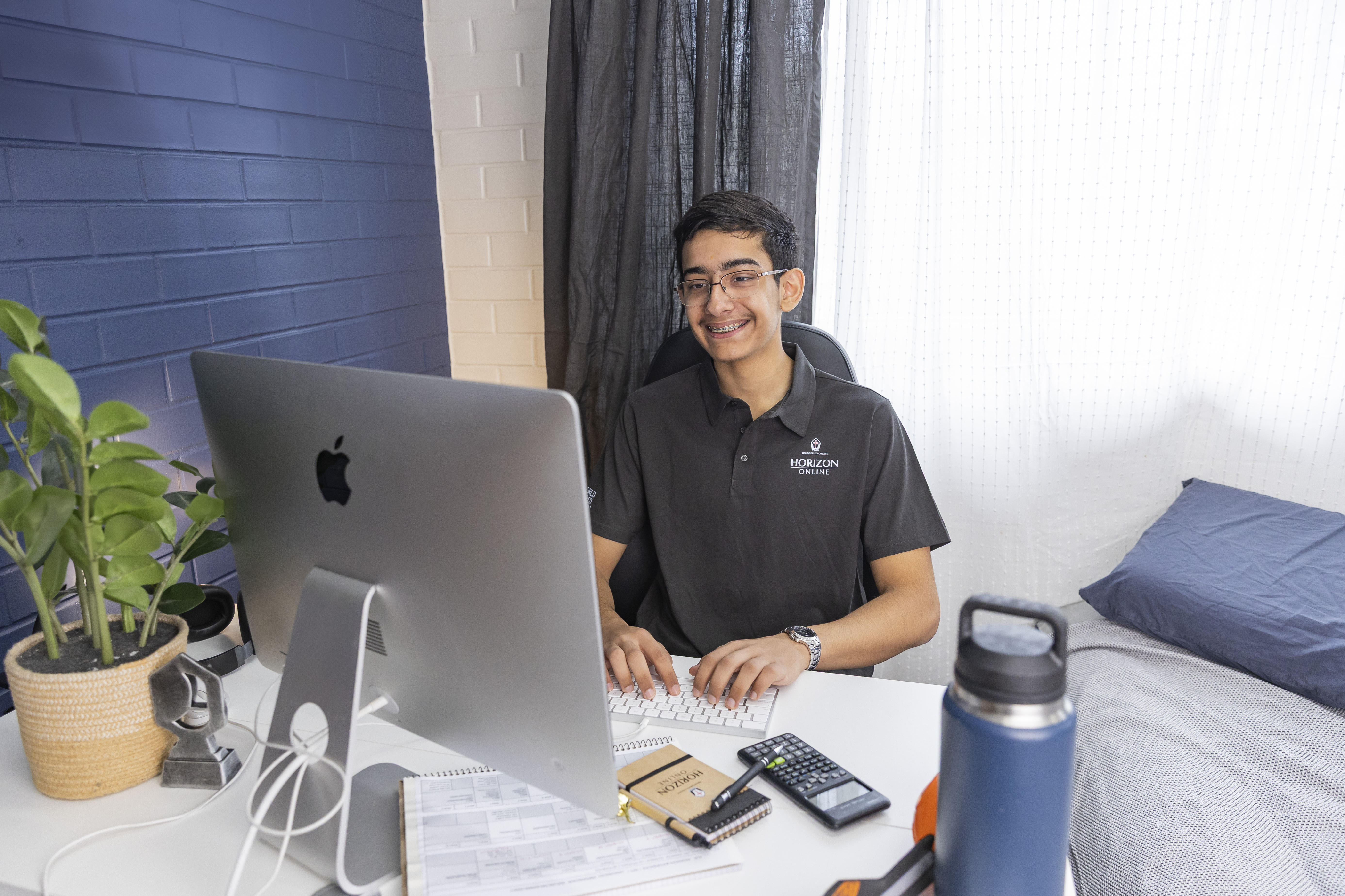 Student wellbeing support in an online learning environment