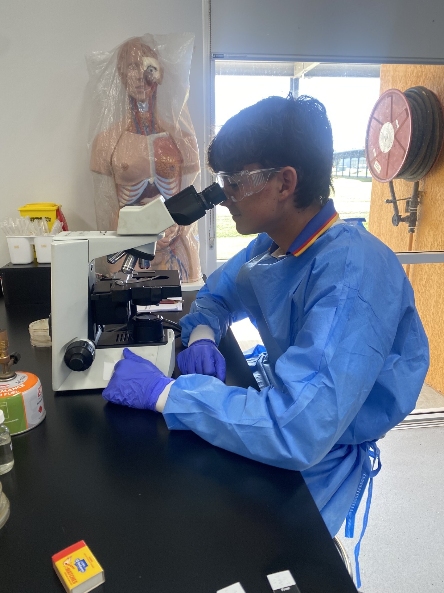 Cert III LAB Skills 4