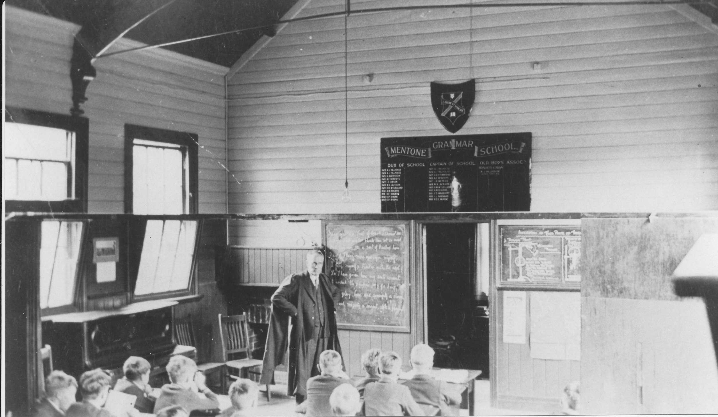 1934-C.C.Thorold-in-classroom.jpg?mtime=20170810000633#asset:587