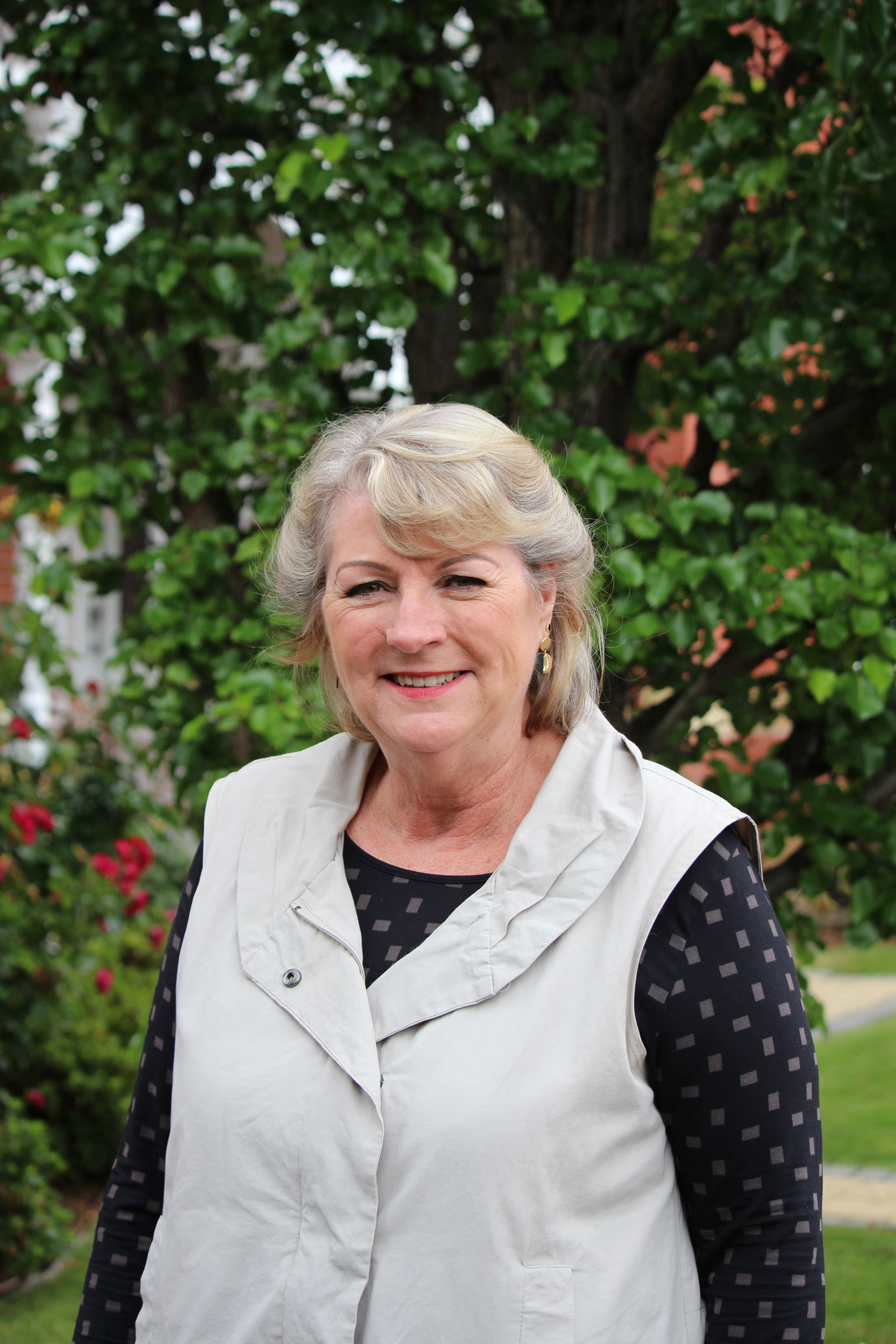 Elizabeth-McDougall.jpg?mtime=20190109143757#asset:783 Elizabeth-McDougall.jpg?mtime=20190109143757#asset:783