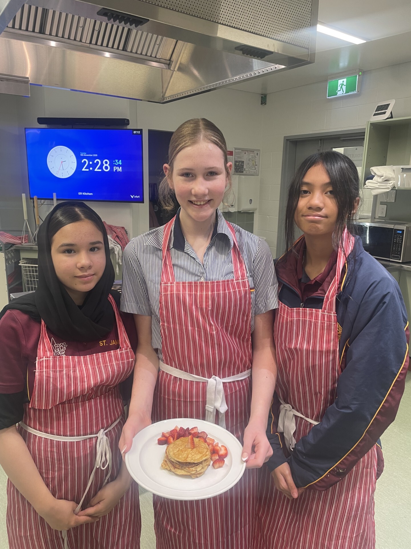 Students learning about macronutrients and micronutrients