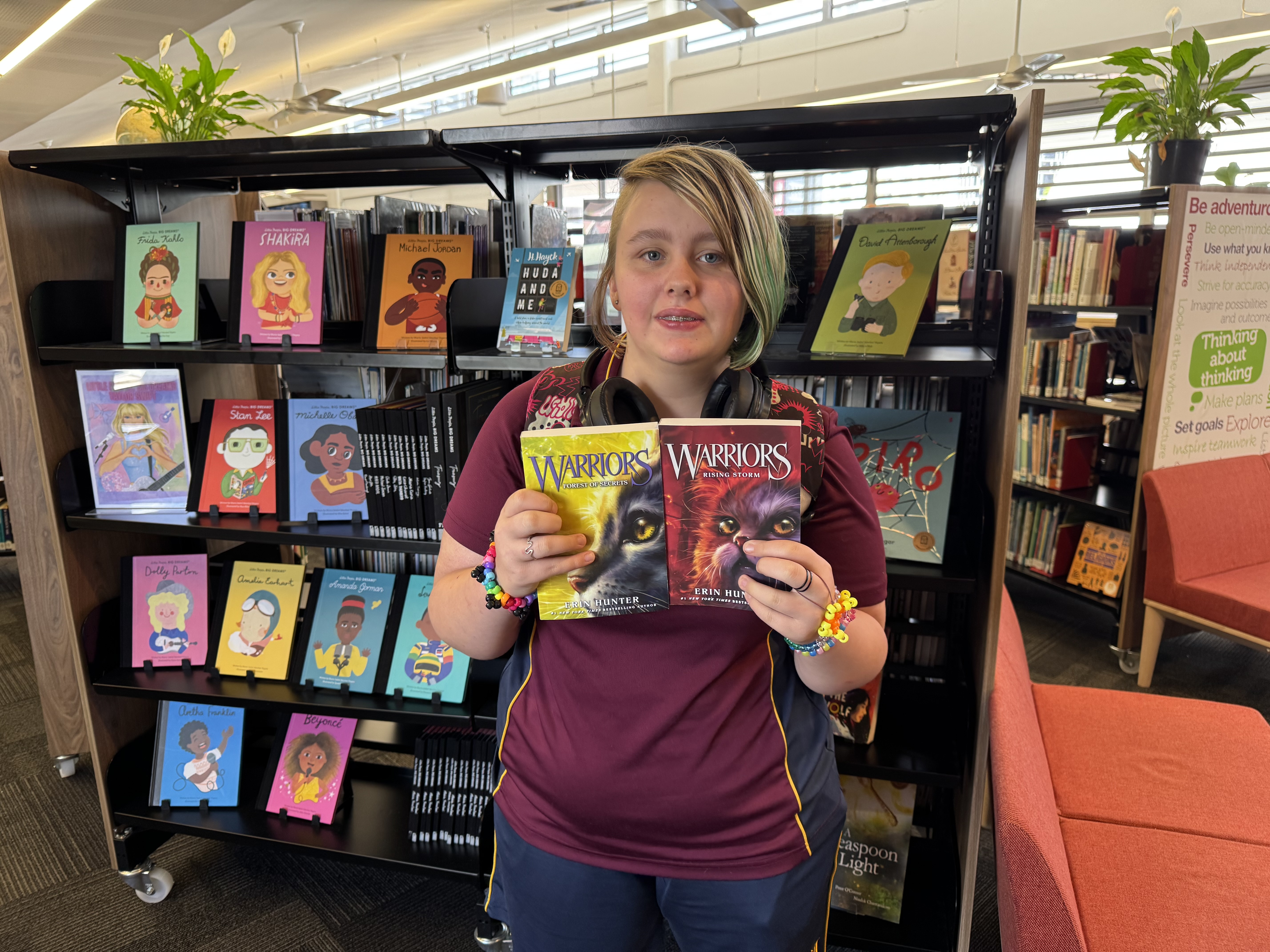 Library display promoting summer holiday reading